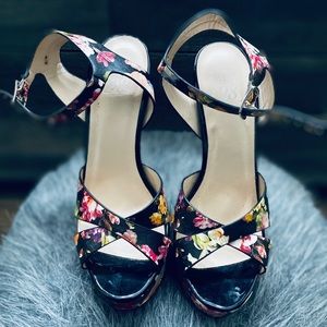 Multicolor Floral Platform Strappy Heels 6”
